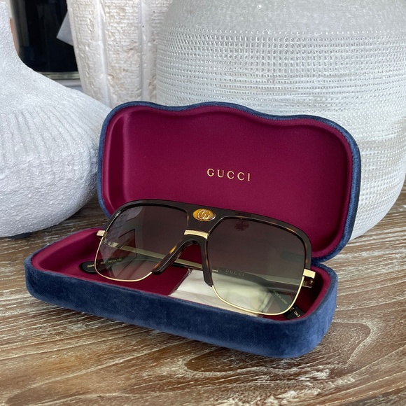 Gucci Sunglasses - Picture 1 of 4